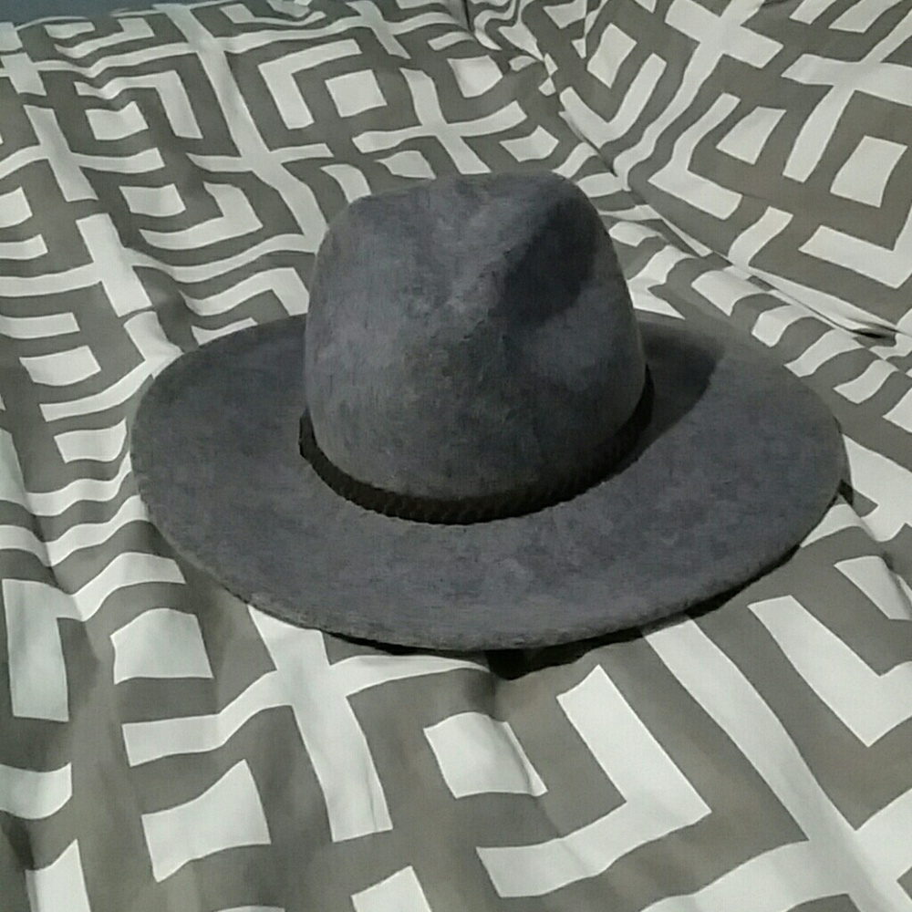 Grey Wool Hat NWT
