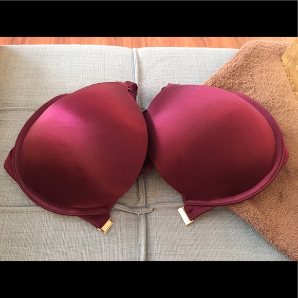 32DDD Victoria's Secret very sexy push-up pigeonnant bra - Picture 4 of 6