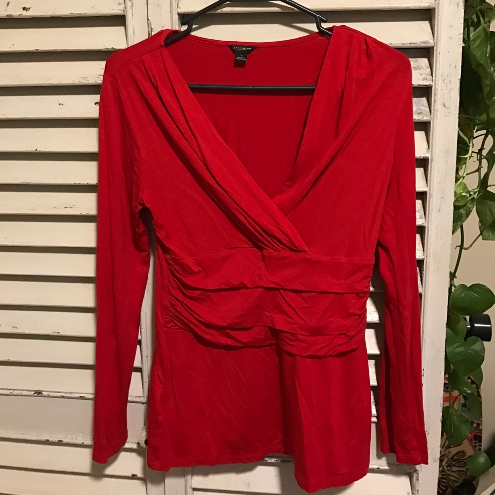 V Neck long sleeve top