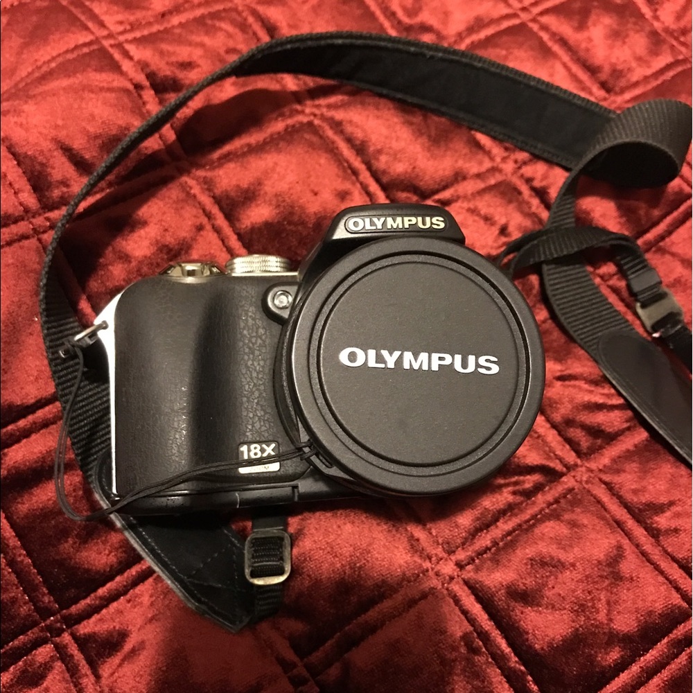 black Olympus SP55OUZ camera