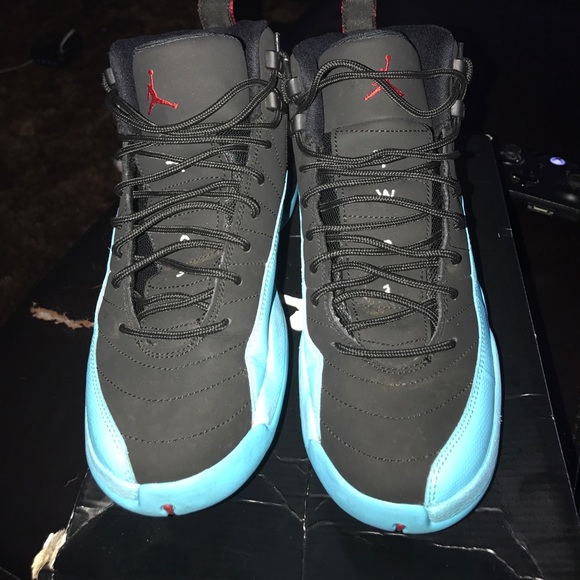 Air Jordan 12 Retro sz 6.5 with receipt main image 3