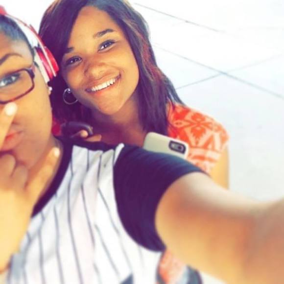 Meet your Posher, Jhasmine - Picture 1 of 1