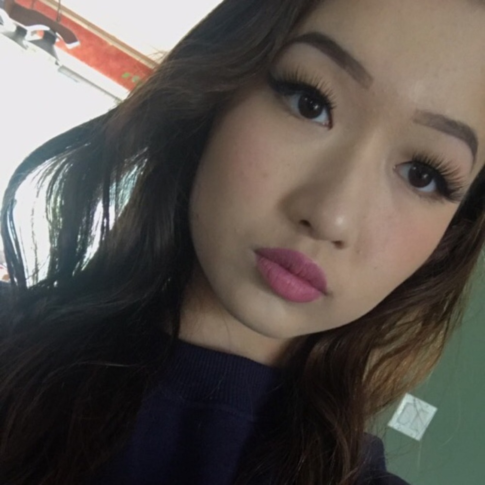 Meet your Posher, Victoria