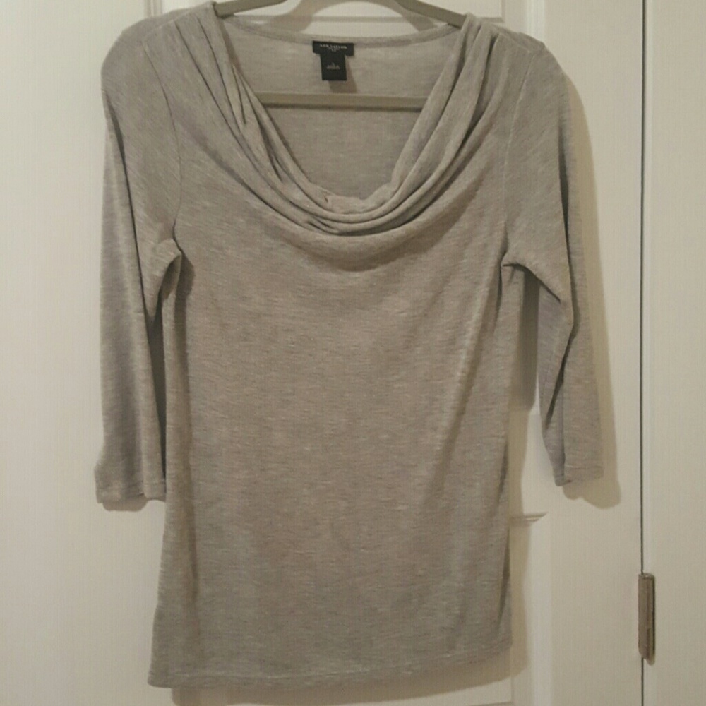 Comfortable 3/4 length sleeve scoop neck sweater