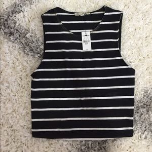 🚫SOLD🚫 Express black & white crop tank XS