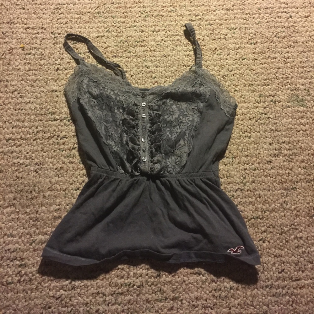 Hollister top