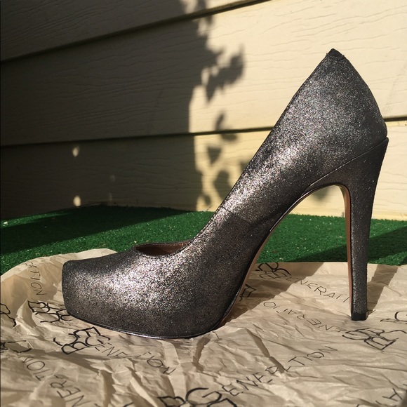 BCBG Metallic Suede (platform pump shoes) - Picture 2 of 5