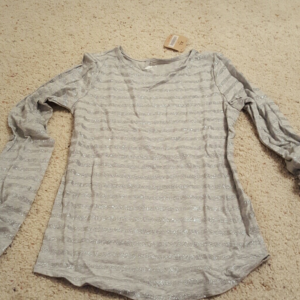 NWT gray/silver striped tee