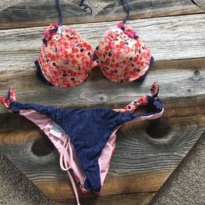 Medium top Xs bottom