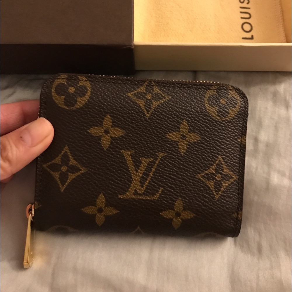 😍Louis Vuitton Zippy Coin Wallet😍