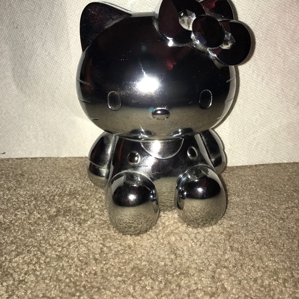 Hello Kitty brush holder