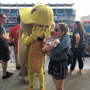 Meet your Posher, Jess!