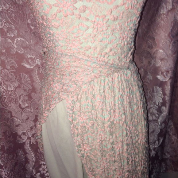 Strapless Dress. So. Comfortable!!! - Picture 4 of 4