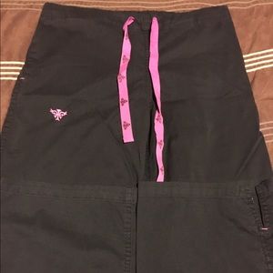 **DELETING SOON** Med Couture scrub bottom