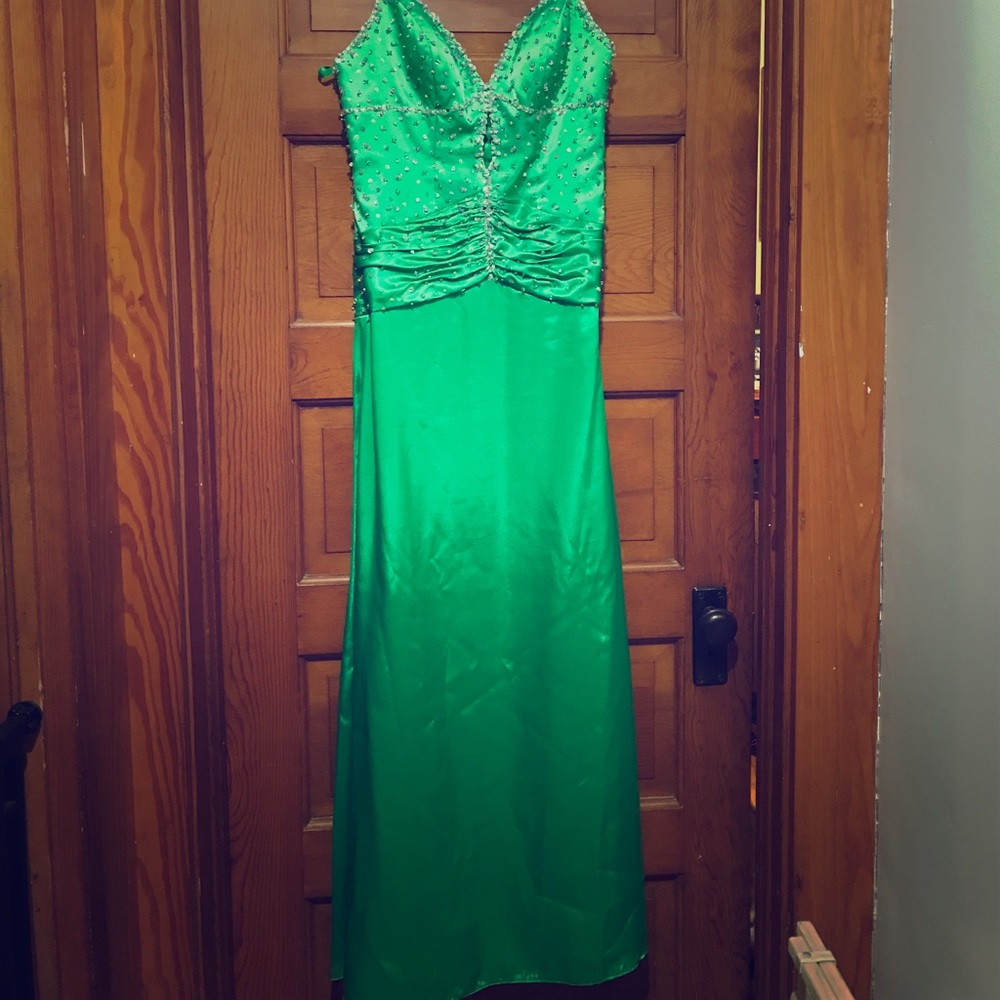 Green Prom/Formal Dress size 11/12