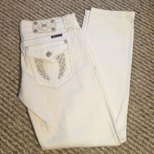 Miss Me white jeans
