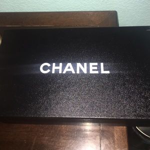 Chanel shoe box