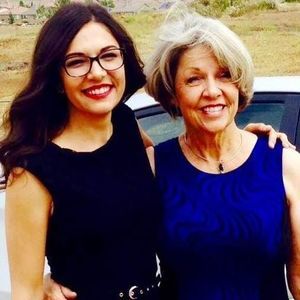 Meet your Posher, Dorinda