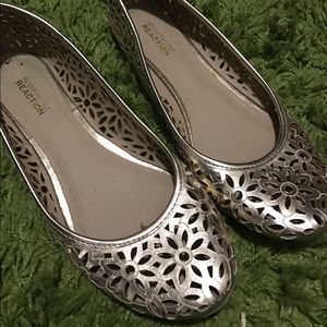 Gold flats with flower cutouts