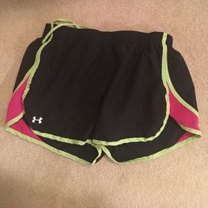 ✨New Price✨ Good condition used Under Armor shorts