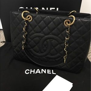 ****sold****Authentic Chanel Grand Shopping Tote