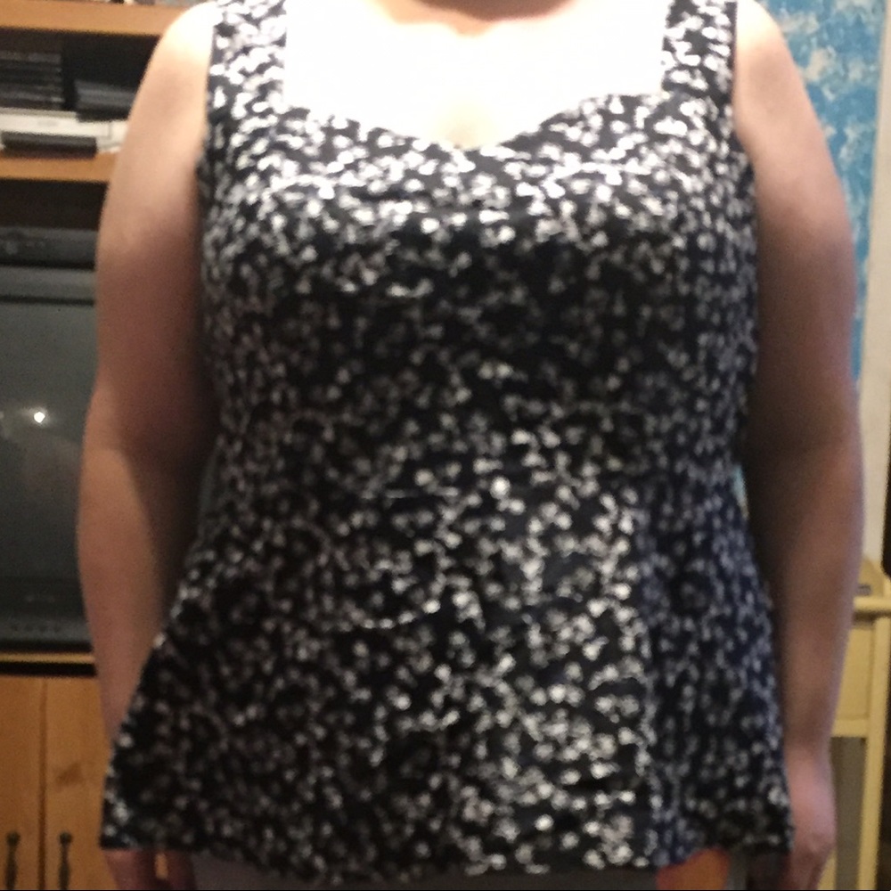 Floral top