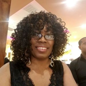 Meet your Posher, Teandra