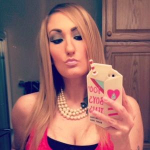 Meet your Posher, Jennifer