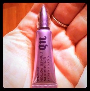 Mini UD Original Eyeshadow Primer Potion