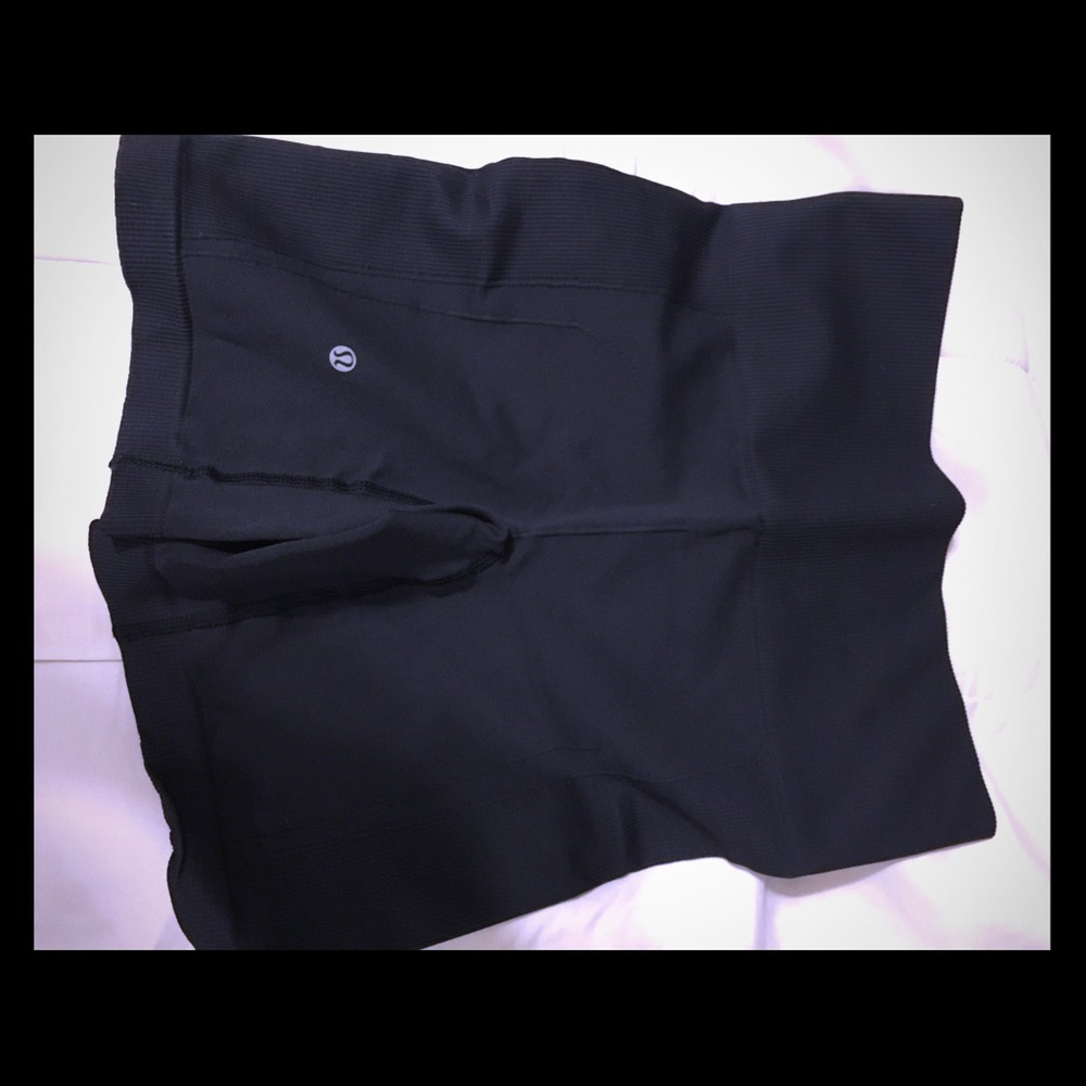 Lululemon Shorts Size 4