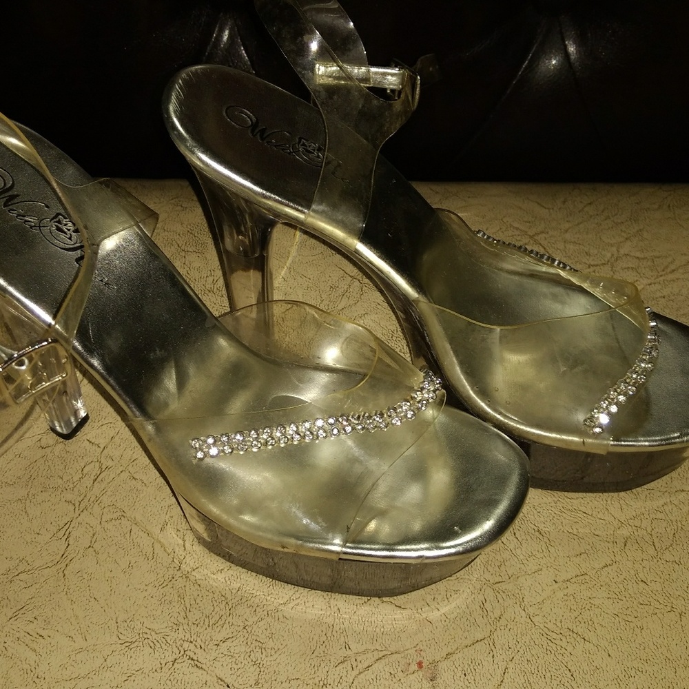 *SOLD**Clear "dancing"heels