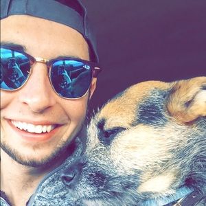 Meet your Posher, Caleb