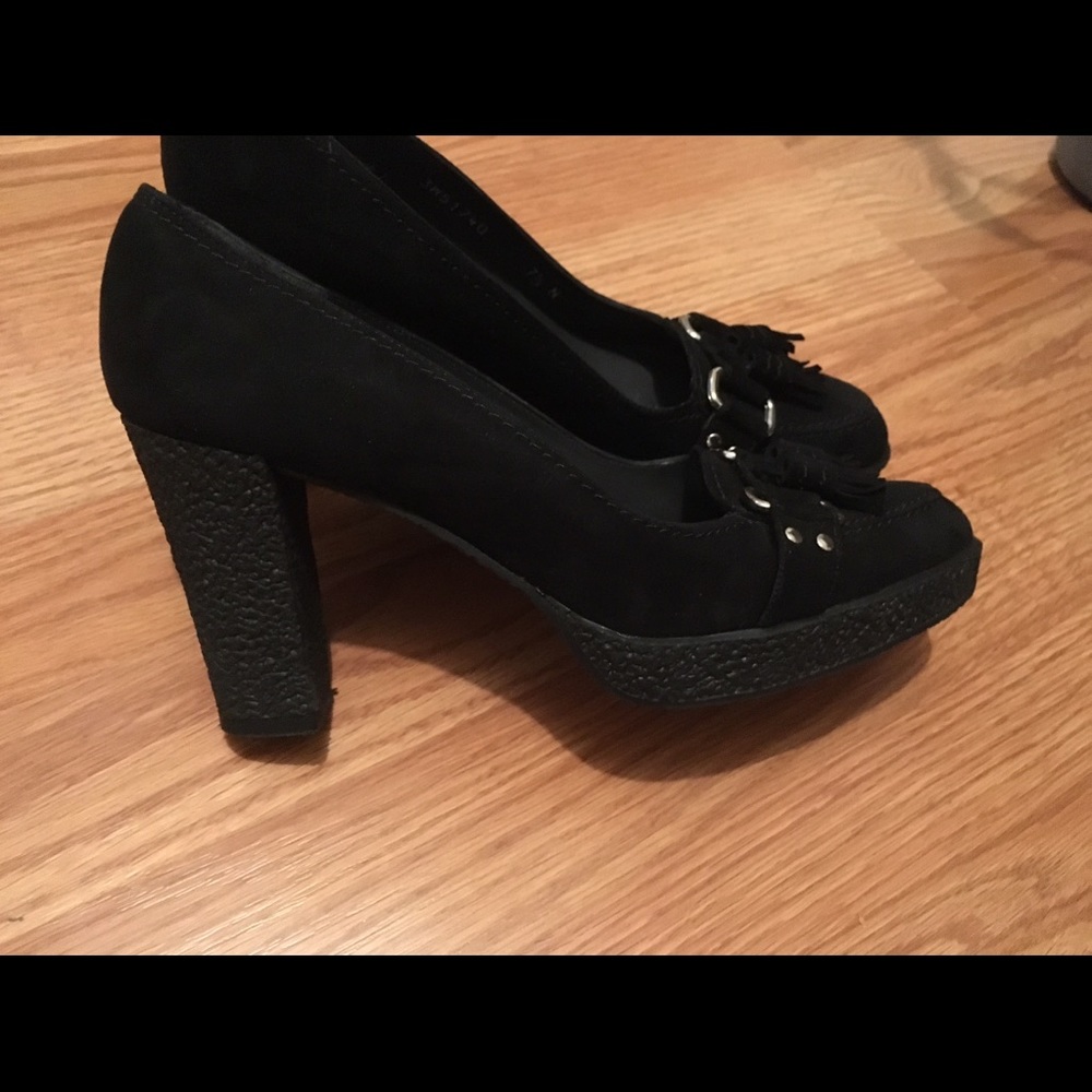Stuart Weitzman Black Suede Loafer Heels 7.5 N