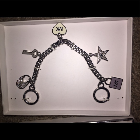 michael kors bag charm - Picture 2 of 3