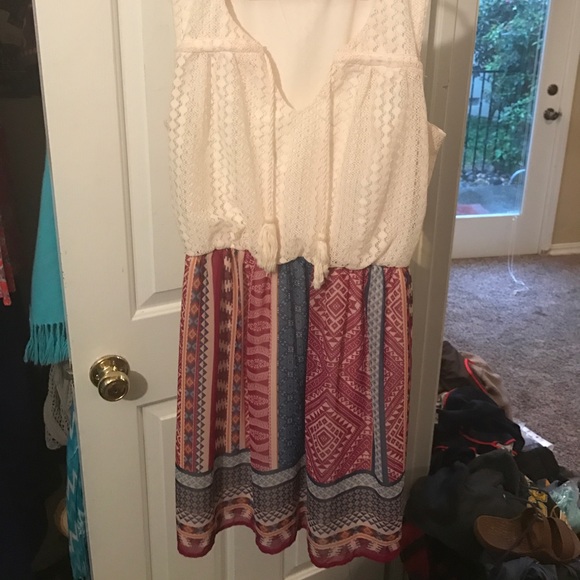 Dresses & Skirts - Dress
