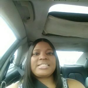 Meet your Posher, Latausha