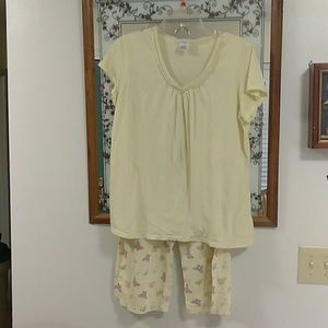 Set of women's pajamas Croft & Barrow