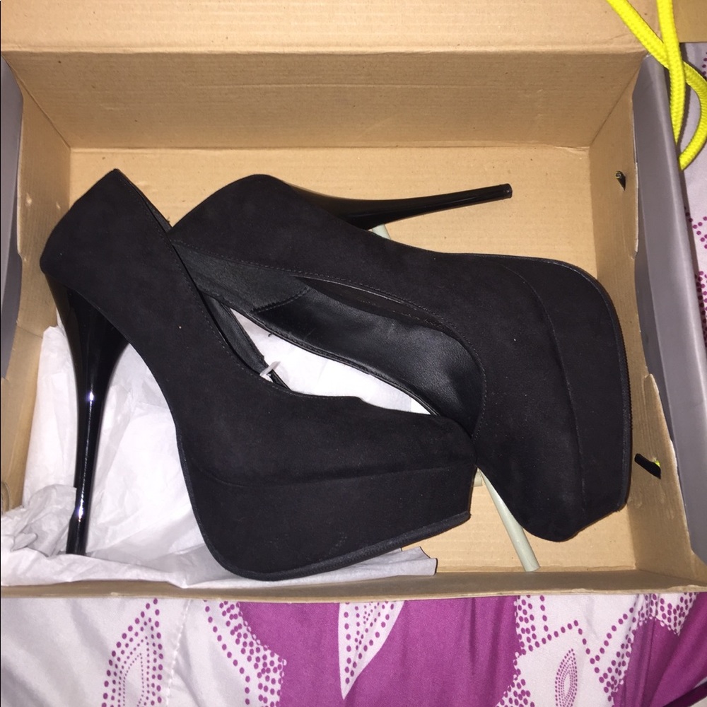 Black platform heels