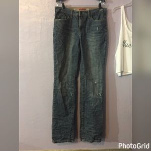 Converse men's distressed jeans