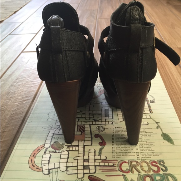 Jeffrey Campbell Hot Stuff Platform Heels Sz 6 - Picture 2 of 3