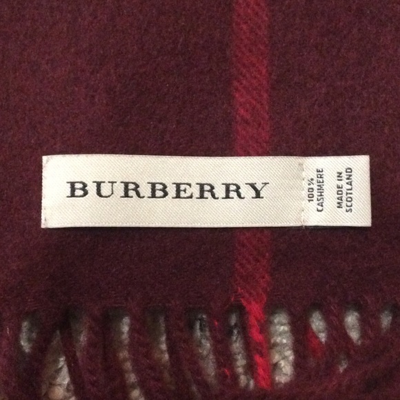 Burberry scarf - Picture 2 of 4
