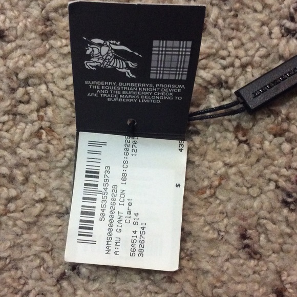 Burberry scarf - Picture 3 of 4