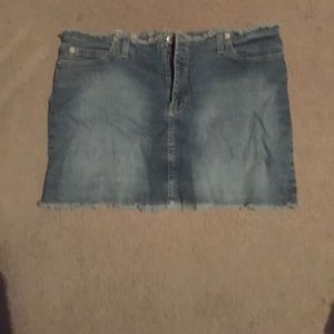 Frayed jean skirt