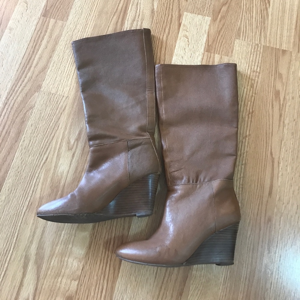 Banana Republic Tan Wedge Boots Size 6.5