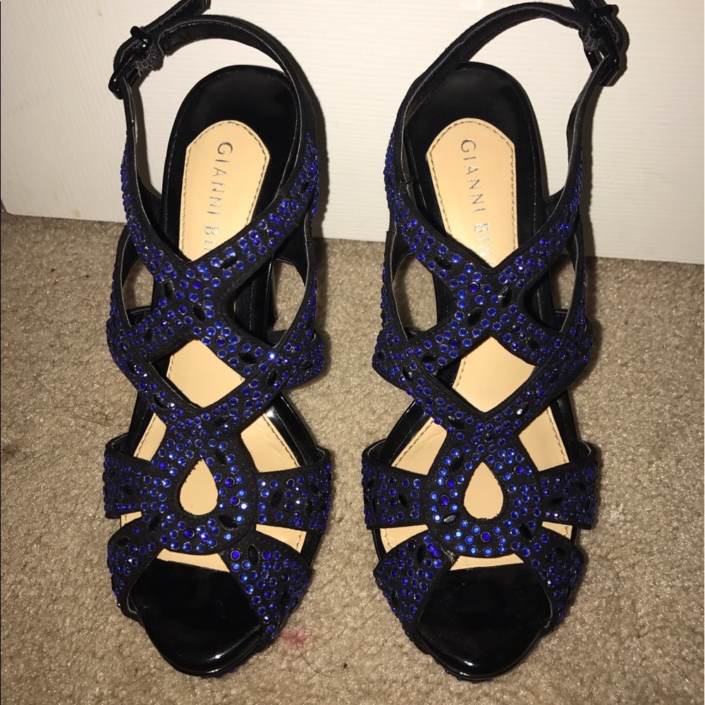 Black scrappy heels