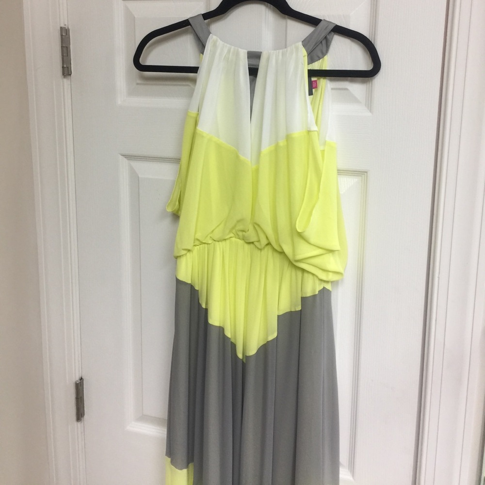 Gorgeous New Yellow/Gray Vince Camuto Maxi!