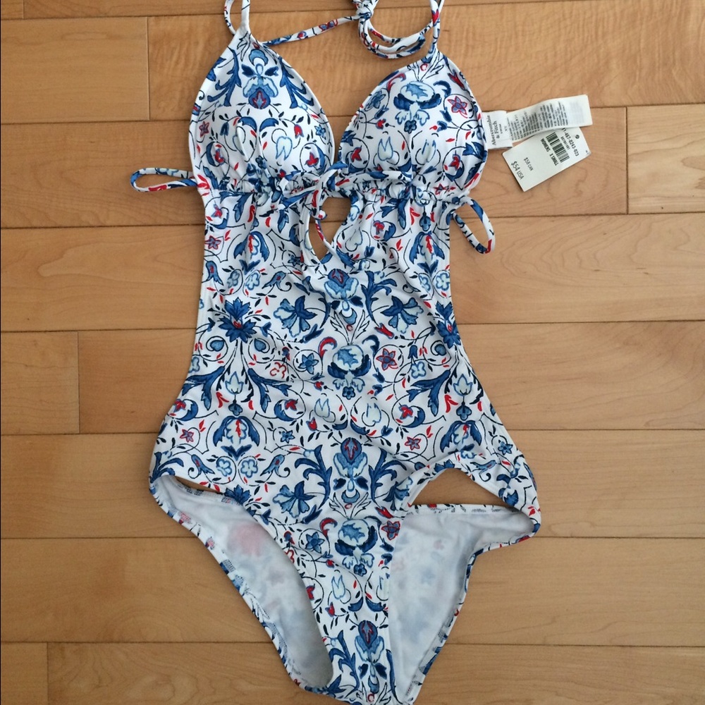 Abercrombie &Fitch swimsuit-XS, New with tag!