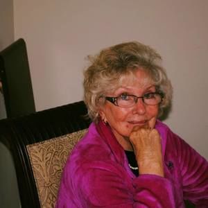 Meet your Posher, Sandie