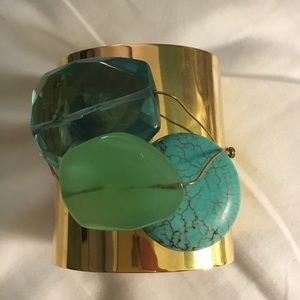 Amazing gold and turquoise stone cuff