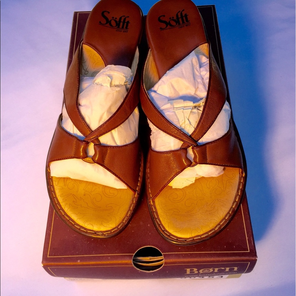 Sofft Brown Leather Wedge sz 10M
